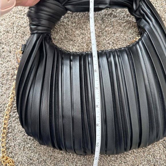 Urban Expressions Black Pleated Hobo Bag